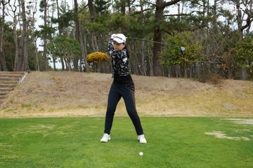 セキ・ユウティンのドライバースイング