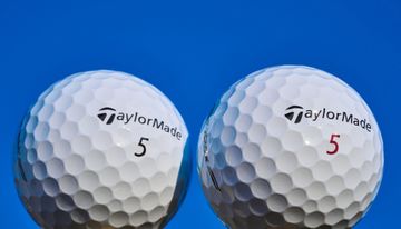ローリー・マキロイが『RORS TP5x MySymbol』ボールの投入週に26勝目