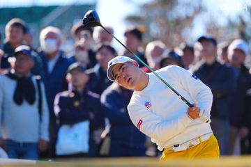 アダム・スコットのキャップに異変。「タイトリスト」ロゴはどこへ