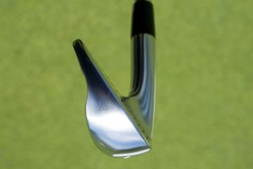 【新品】スリクソンZ-STAR XV ゴルフボールマスターズ松山優勝記念 新品】スリクソンZ-STAR XV ゴルフボールマスターズ松山優勝記念