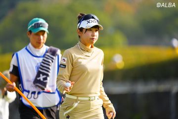 古江彩佳が2連続バーディでラッシュの号砲「お互い助けながら