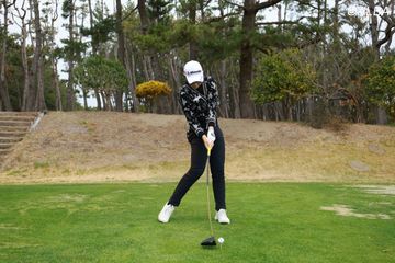 セキ・ユウティンのドライバースイング