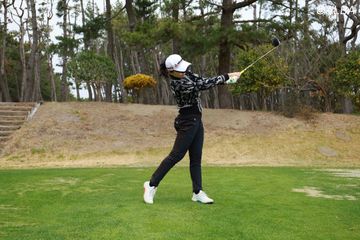 セキ・ユウティンのドライバースイング