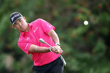 タイガー・ウッズの“赤シャツ”がオークションに！ マスターズ最終日に