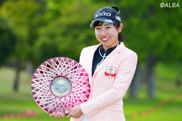 櫻井心那、ルーキー・菅楓華ら着用 「and per se & GOLF」羽田空港
