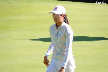 左右に散った「様々なボールが…」 馬場咲希は1W修正が急務 - ゴルフ