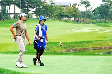 西村優菜 キャロウェイのセットアップを大人の着こなし - ゴルフ総合