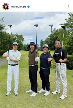 ダンロップ アクリルスタンド 菅沼菜々 小祝さくら 安田祐香 中村心 都玲華 小祝さくらの500円玉貯金に安田祐香のスヌーピーグッズ トッププロたち