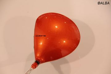 ヘッドからグリップまで全部オレンジ！「AMP ドライバー」の限定モデル