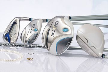 ゼクシオエックス』『ゼクシオレディス』のホワイトカラー、12月10日