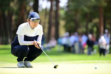 西郷真央、河本結らが今季使用していたオデッセイの古いパターとは