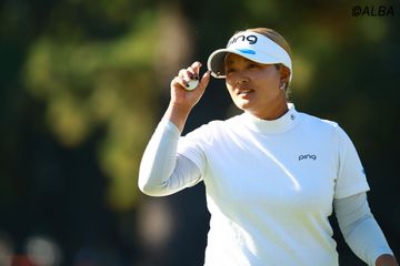 米ツアー勢を退けてつかんだ国内メジャー3勝目 鈴木愛が手にした大きな
