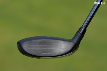 青木瀬令奈、菅沼菜々も絶賛 新作とみられるマットブラック『XXIO』を