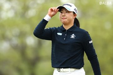 西村優菜と専属キャディの答えが合わない？ 意外な回答に思わず苦笑い