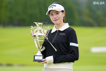 青木香奈子　サクラ 青木香奈子 サクラ 青木香奈子 サクラ 青木香奈子がツアー初優勝