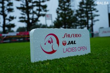 宮里美香がレーシングドライバーの中山友貴と結婚 「素敵な家庭を築い