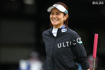 BEAMS GOLF ナイロンジャケットパンツセット 渋野日向子着用モデルXL 渋野日向子「BEAMS GOLFさんのウェアだったからこそ」と感謝の気持ちを