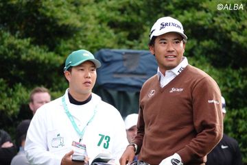 写真] パットのスタンス幅に変化!? 松山英樹は「第一の目標」とする15