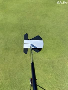 石川遼、今平周吾も興味津々のオデッセイ新作“レッドパター