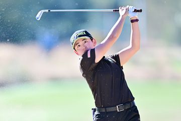 岩井姉妹はどちらも6番アイアン2本入り！ 使用モデルも一緒だが