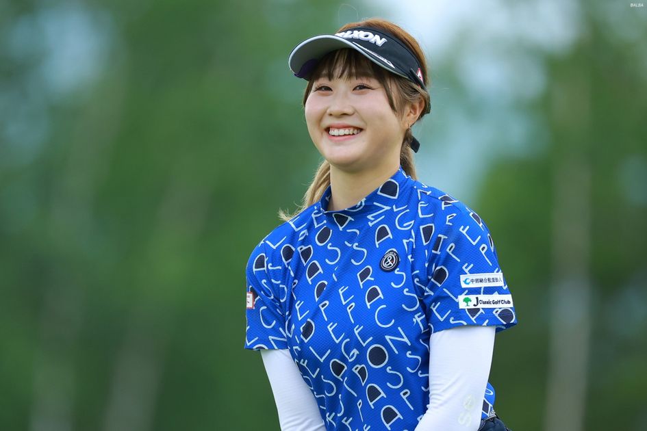 今年最注目ルーキーの都玲華が誕生日 「持ちきれない花束､食べきれない