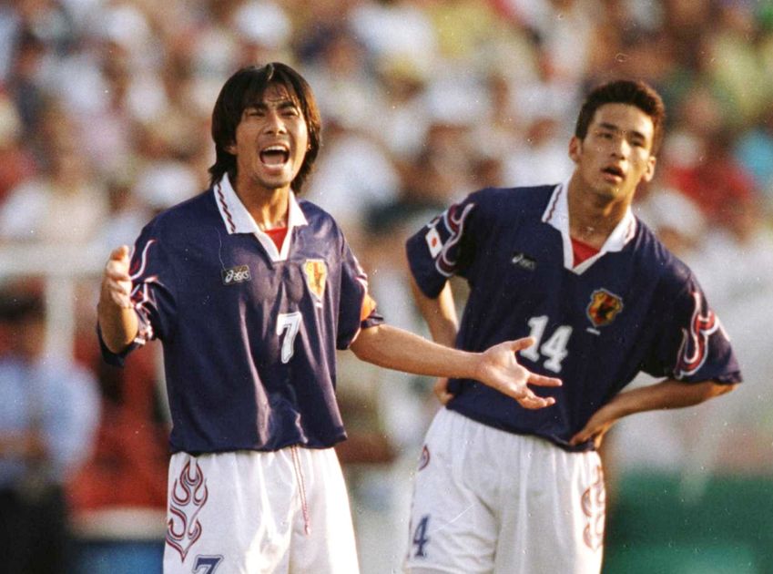 前園真聖＆中田英寿 サッカー元日本代表の2人が笑顔でゴルフ 勝ったの