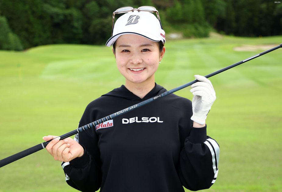 宮里藍も“一目惚れ”「新感覚です」 グラファイトの新作シャフトが女子
