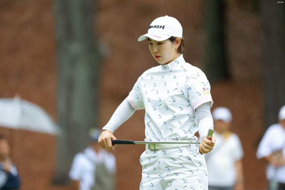 宮里藍サントリーレディスで見た華やかな女子プロのウェアを徹底紹介