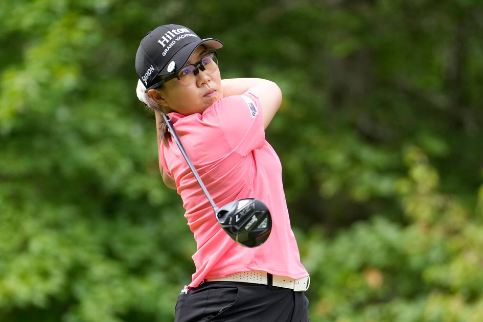 23年女子ゴルフ国別対抗戦サイン入りジップアップシャツ（渋野、畑岡、古江、笹生） 23年女子ゴルフ国別対抗戦サイン入りジップアップシャツ（渋野