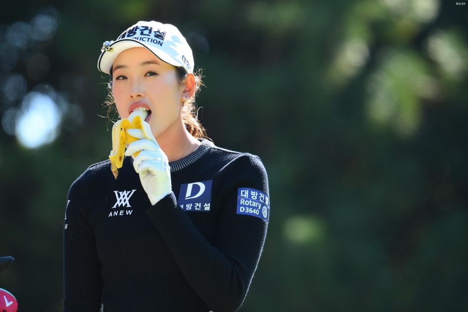 LPGA TOUR 2019 サイン入りバッジ(河本結、上田桃子、原英莉花他) LPGA TOUR 2019 サイン入りバッジ(河本結、上田桃子、原英莉花他