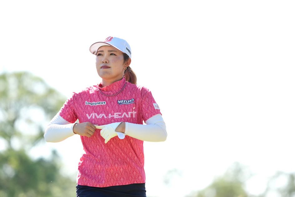 見直した骨盤の動き 畑岡奈紗がV賞金6億円超大会で3位発進 - ゴルフ