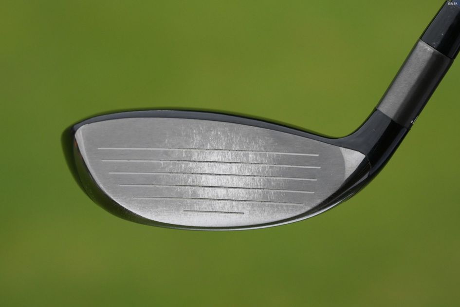 原英莉花と神谷そらが愛用する2022年発売の初代『APEX UW』は何がいい