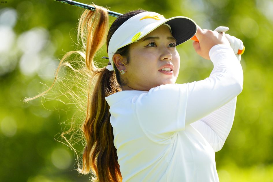 プロ2年目の仲村果乃がツアー8試合目で大健闘の6位 レジェンドの