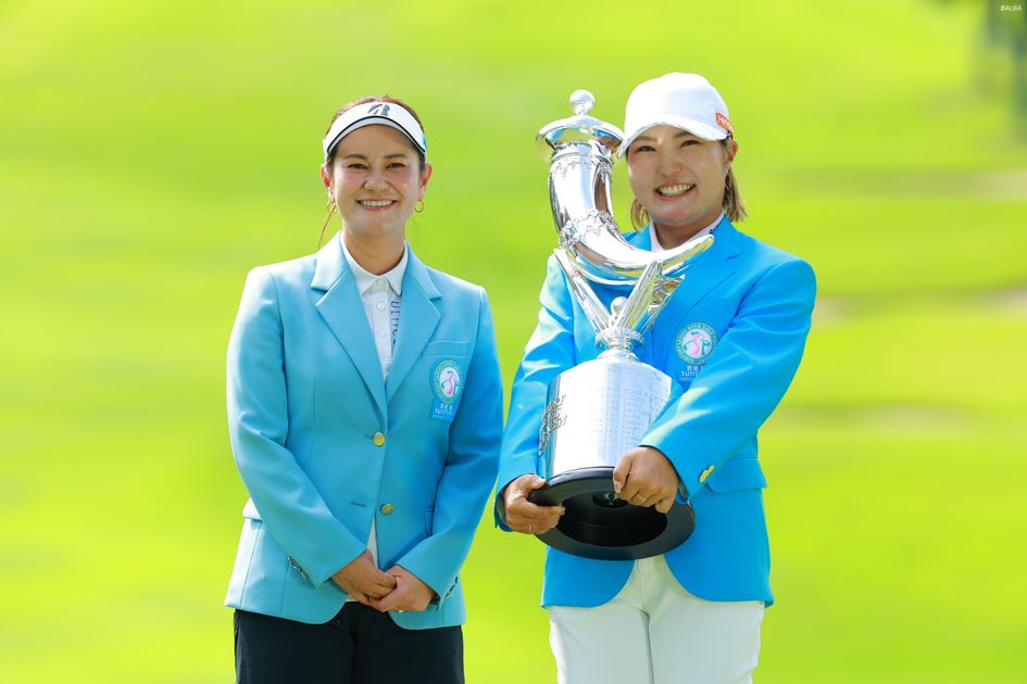 高橋英生、【野の華（眞栄）】、希少な額装用画集より、新品額装付、状態良好 ギャラリー・ビー・トウキョウの高橋冴個展を見る - mmpoloの日記