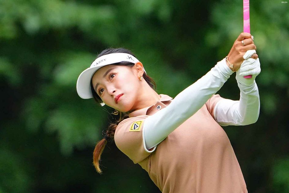 25新作 Malbon メンズ 中綿ベストゴルフウェア 立ち襟デザイン 防風