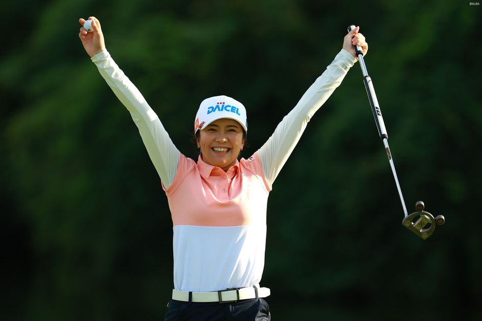 堀琴音「日本女子オープン」祝勝会を4人で開催！ 手術を終え療養