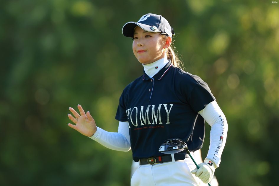 吉田優利＆上田桃子 神話の舞台を笑顔で2人旅 - ゴルフ総合サイト ALBA Net