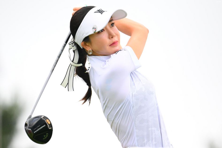 アン・シネのスイングを見たハウスキャディが一言 「プロになっても