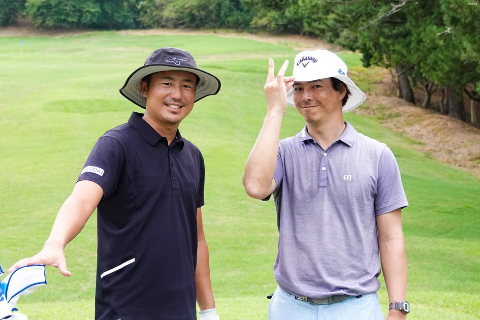SANRISE ネイビー ロゴ入り キャップ 中西直人 写真] 2023年 Sansan KBCオーガスタゴルフトーナメント 「首が