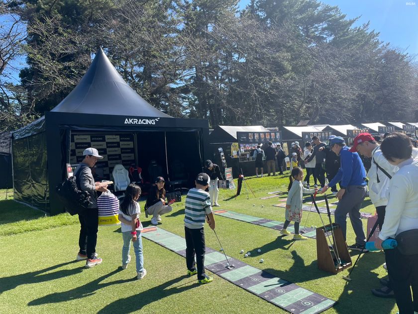 ZOZOチャンピオンシップ」の会場で発見！ 『AK RACING』のゲーミング