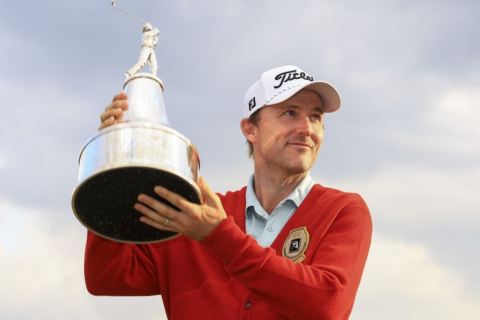 写真] 逆転で5勝目！ラッセル・ヘンリーは、タイトリストの何を使って