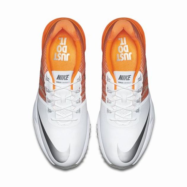 マキロイ着用の『ナイキ ルナコントロール3』の限定モデルが発売中