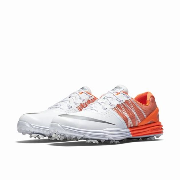 マキロイ着用の『ナイキ ルナコントロール3』の限定モデルが発売中