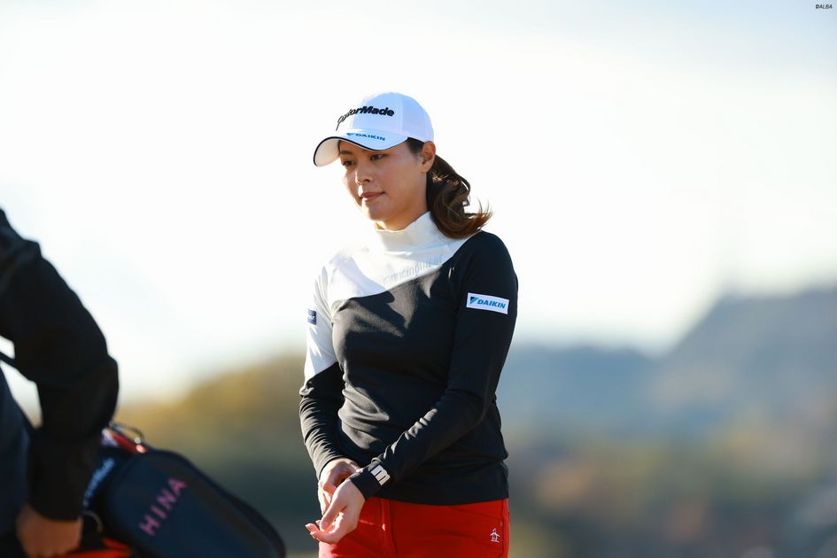 新垣比菜 サイン ボール　女子ゴルフ　テーラーメイド 当選　jlpga 新垣比菜オフィシャルサイト