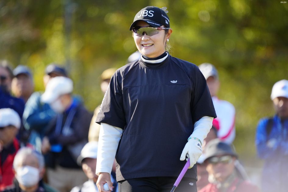 藤田さいきが単独首位で決勝へ 小林光希2位、小祝さくらは23位