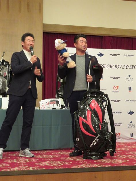 パーリーゲイツ　上田桃子コラボ　セーター パーリーゲイツ 2023 トラッドラビット コラボ セーター ニット
