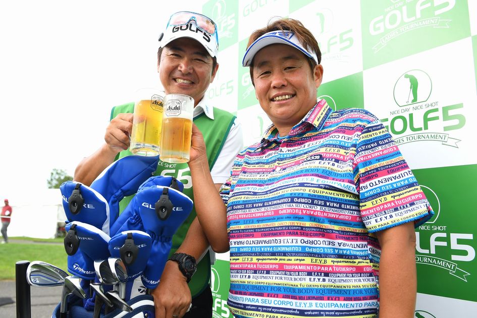 旦那さんとビールで乾杯！【写真】