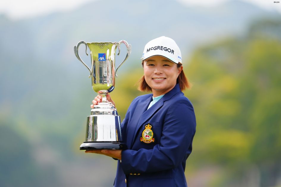 永峰咲希プロ　直筆サイン入り　キャップ　アクサ　レディース　ゴルフ kInOf3enJ5LnXt6ZNv4f.jpg?ver=DxRQ