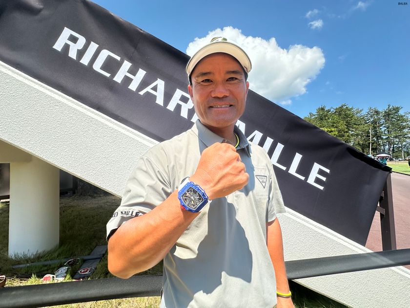 右腕の超高級“相棒”を10年ぶりに新調 ホストプロの宮里優作