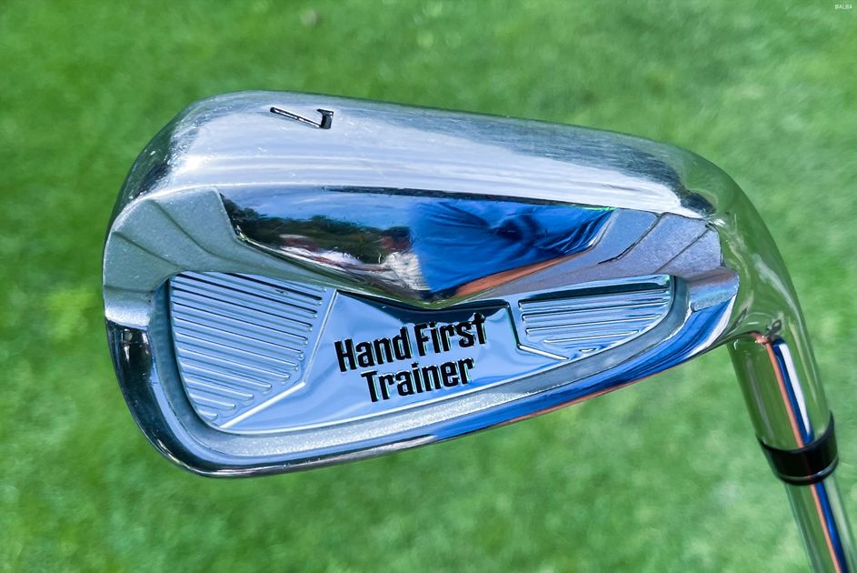 フ*キ様 ゴルフスイング 練習クラブ 折れるシャフト＆曲がるシャフト アイアン＆ 男子ツアーで流行中！ シャフトが折れ曲がったアイアンの効果と